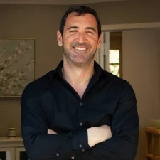 Bernard Linch, DMD, FAGD